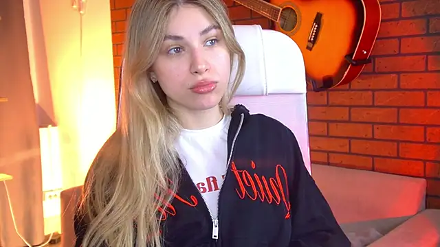 EllieCutes online show from 04.25.26