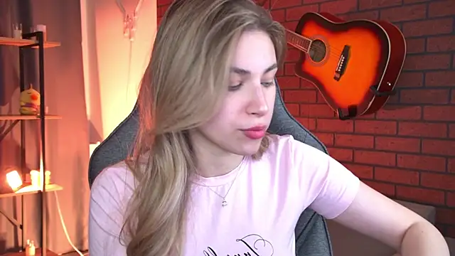 EllieCutes online show from 05.02.26