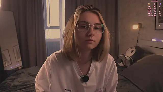 MeghanElson online show from 08.01.26