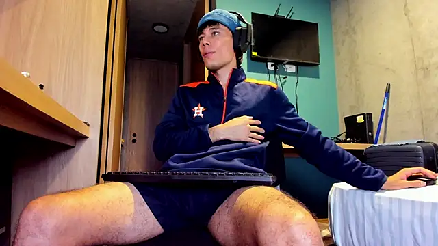 Huge latin cock online show from 08.06.26