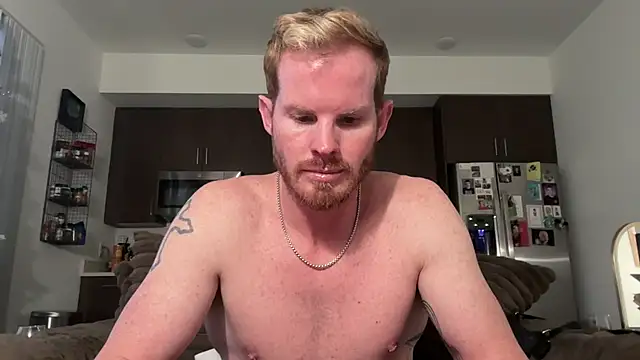 Snapshot of crossfitterguy87 chatting on 01.05.26 crossfitterguy87 online show from 01.05.26