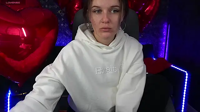 MaribelRiverr  online show from 02.14.25