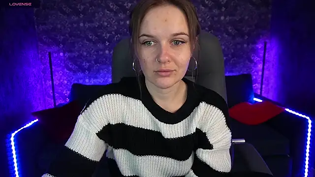 MaribelRiverr  online show from 02.18.25