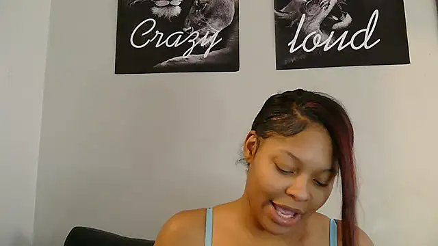 Snapshot of exotic__couple chatting on 01.20.25 exotic couple online show from 01.20.25