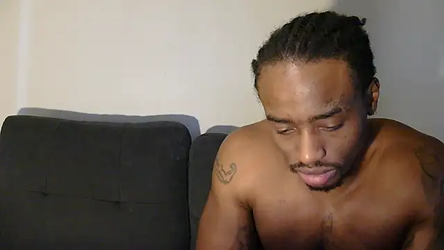 Snapshot of exotic__couple chatting on 01.31.25 exotic couple online show from 01.31.25