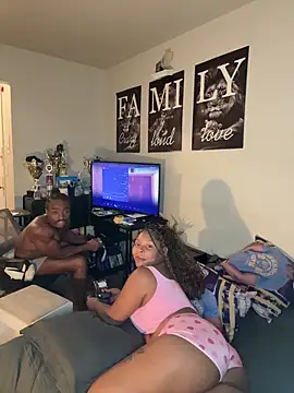 Snapshot of exotic__couple chatting on 10.29.25 exotic couple online show from 10.29.25