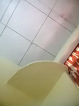 Snapshot of sadunt chatting on 11.22.25 sadunt online show from 11.22.25