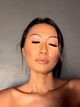 thai-dreamgirl online show from 10.28.25