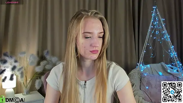 Snapshot of Stacy_River chatting on 11.09.25 Stacy River online show from 11.09.25