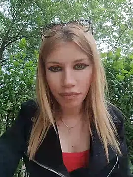 EvaRush online show from 05.13.26