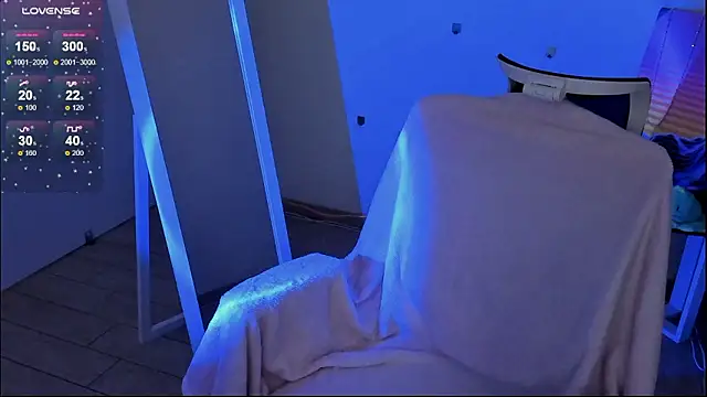 Fire Bestie online show from 01.11.26