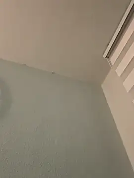 Snapshot of derFickerali chatting on 03.21.25 derFickerali online show from 03.21.25