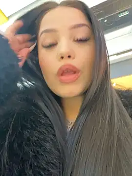 Chloe  Moon online show from 02.04.25