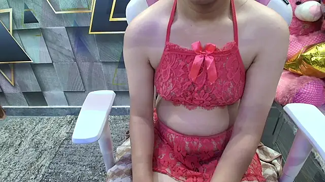 Snapshot of YourKusu chatting on 11.11.25 YourKusu online show from 11.11.25