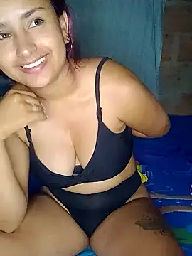 Snapshot of sariitha_sw chatting on 12.28.24 sariitha sw online show from 12.28.24