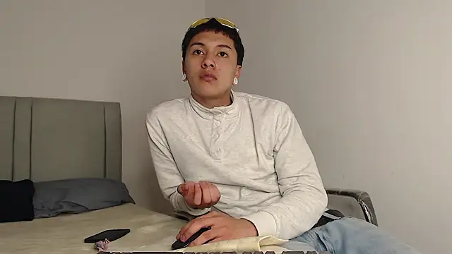 alex-lover online show from 01.10.26