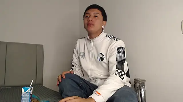 alex-lover online show from 03.10.26