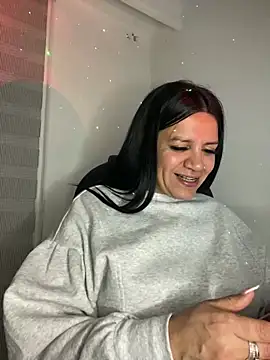 Snapshot of Milff_parkerrr chatting on 03.22.25 Milff parkerrr online show from 03.22.25