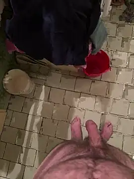 Snapshot of Tomkitomkii chatting on 02.16.25 Tomkitomkii online show from 02.16.25