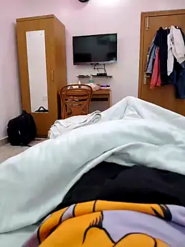 Snapshot of Palak_4u chatting on 01.11.25 Palak 4u online show from 01.11.25