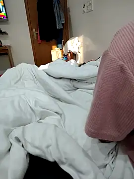 Snapshot of Palak_4u chatting on 01.12.25 Palak 4u online show from 01.12.25