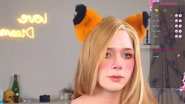  yourFoxy  online show from 10.22.25