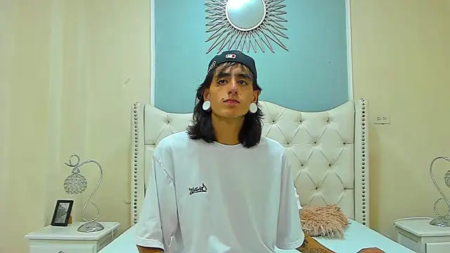 Matthew Dixonn online show from 12.06.24