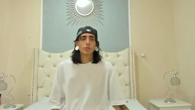 Matthew Dixonn online show from 12.13.24