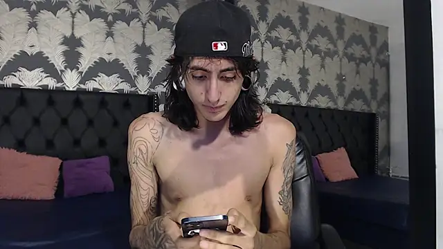 Matthew Dixonn online show from 01.16.25