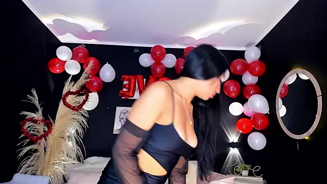 Snapshot of Hanna_fost chatting on 02.17.25 Hanna fost online show from 02.17.25