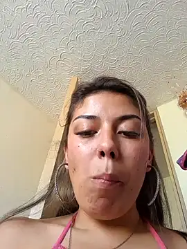 Sweel Leyva18 online show from 12.12.24