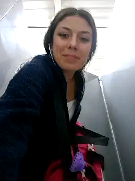 Sweel Leyva18 online show from 12.31.24