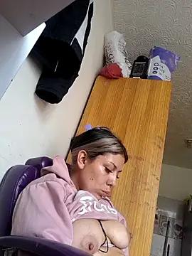 Sweel Leyva18 online show from 11.24.25