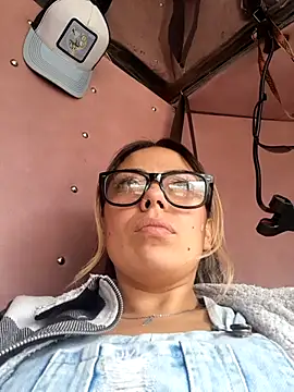 Sweel Leyva18 online show from 06.25.26
