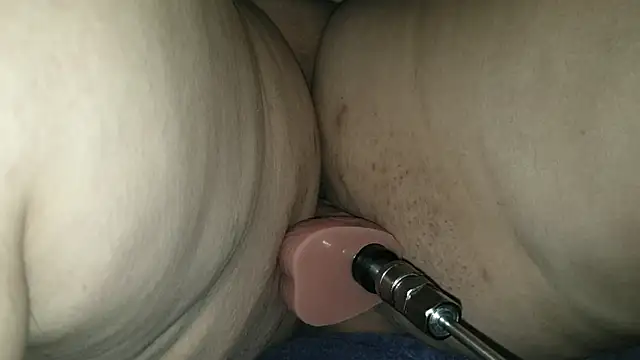 Snapshot of passionduo4 chatting on 12.04.25 passionduo4 online show from 12.04.25