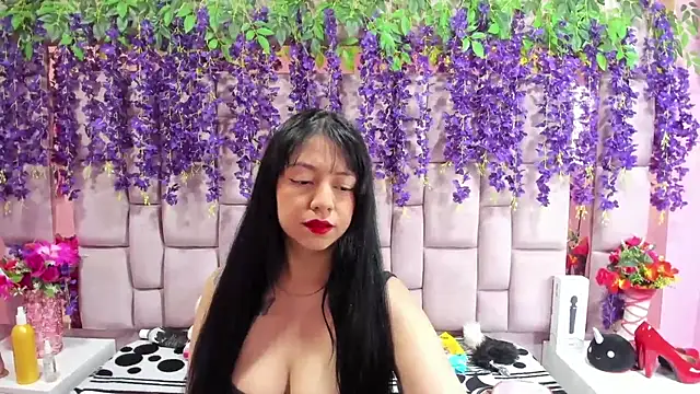 Snapshot of slut_anal_ chatting on 03.05.25 slut anal online show from 03.05.25