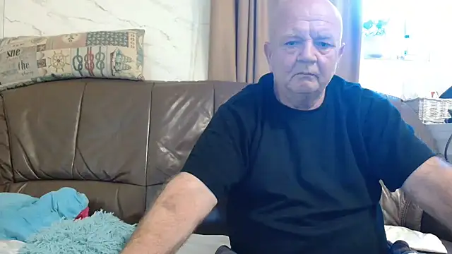 fullballs6 online show from 06.18.26