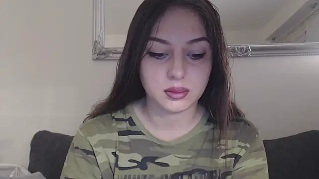 courtneyPerfect online show from 12.06.24