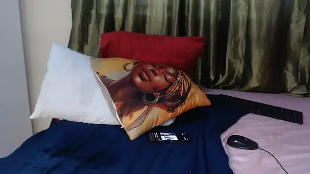 Foxybrownxx1 online show from 03.10.26