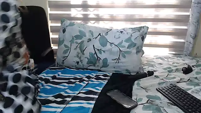 Foxybrownxx1 online show from 05.08.26
