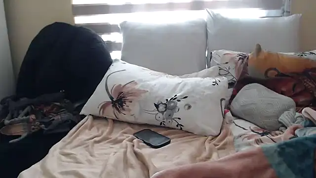 Foxybrownxx1 online show from 05.27.26