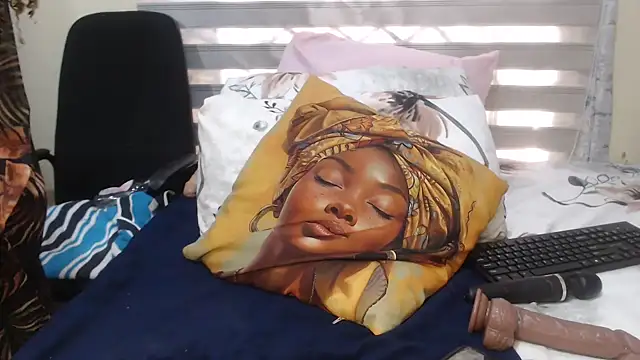 Foxybrownxx1 online show from 06.18.26