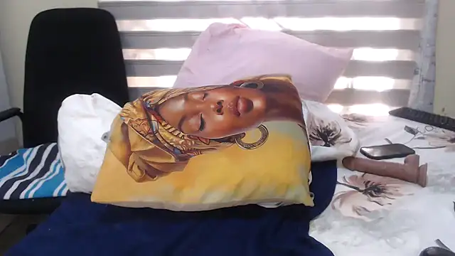Foxybrownxx1 online show from 06.18.26