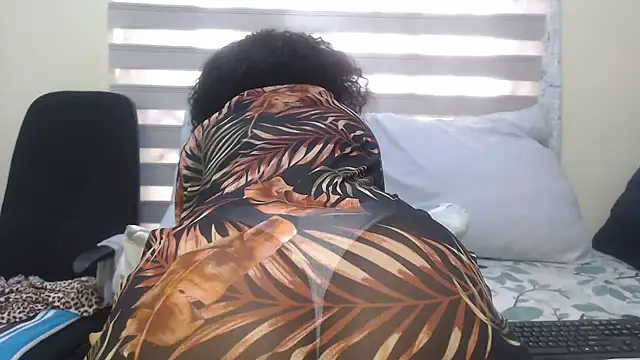 Foxybrownxx1 online show from 06.21.26