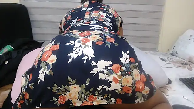 Foxybrownxx1 online show from 07.21.26
