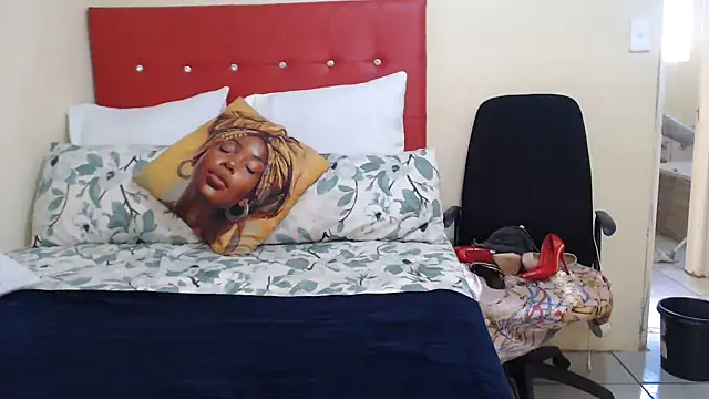 Foxybrownxx1 online show from 07.31.26