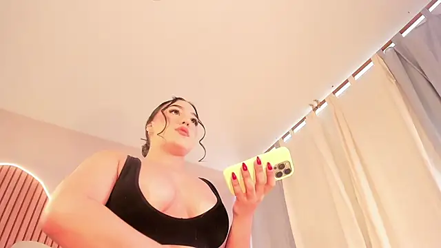 Snapshot of SofiiSweet_ chatting on 03.07.26 SofiiSweet online show from 03.07.26