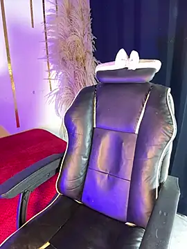 LylaLee111 online show from 01.17.25