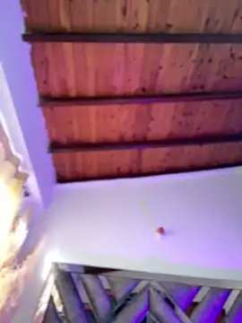 LylaLee111 online show from 02.20.25