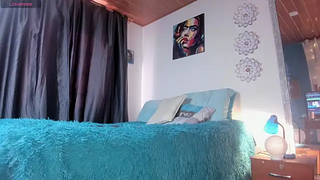 Valerysensitive online show from 10.12.25